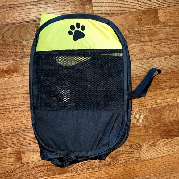 Pet Tent - Picture 2 of 7